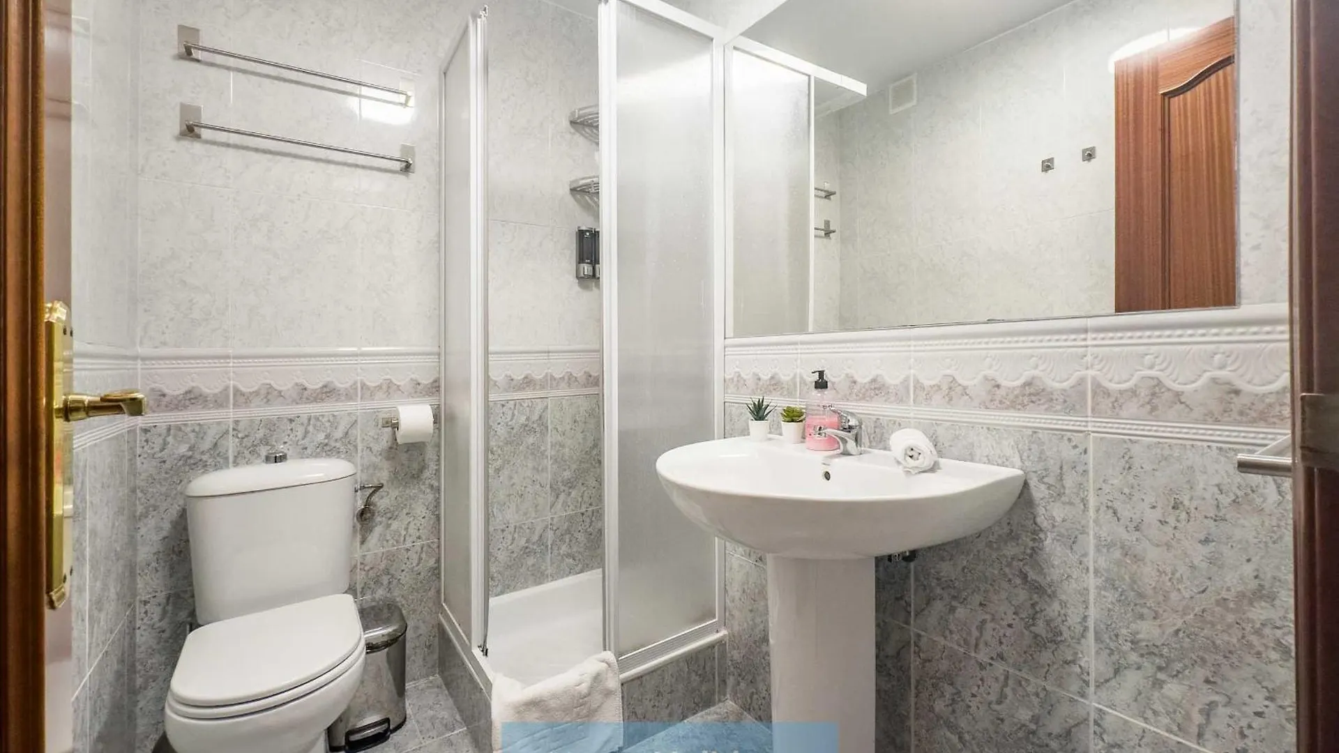 Hh Pueblo Butterfly Apartment Benalmadena